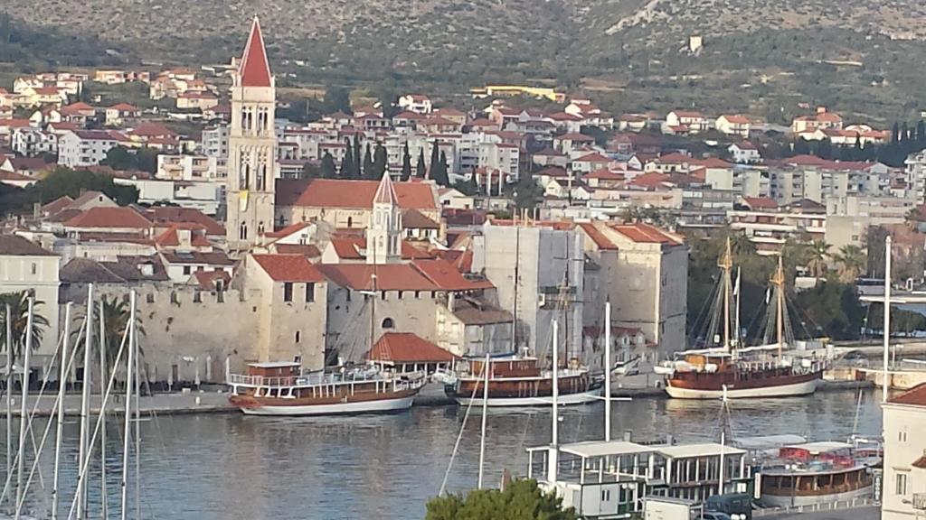 Apartment Trogir City Стая снимка